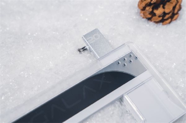 影驰 20 周年 RTX 4070 纪念版 携手DLSS 3“流畅”一整年