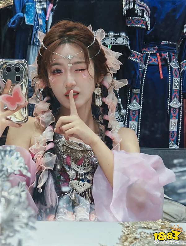 【LPL老婆】夏安惊艳妆容！网友热评用麻袋套走带回家？