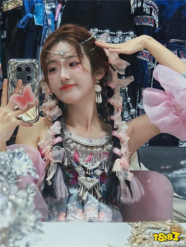 【LPL老婆】夏安惊艳妆容！网友热评用麻袋套走带回家？