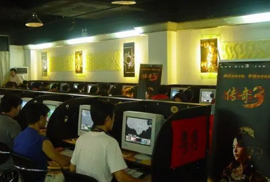 传奇游戏为什么现在还那么火？而且还能请那么多大佬代言？