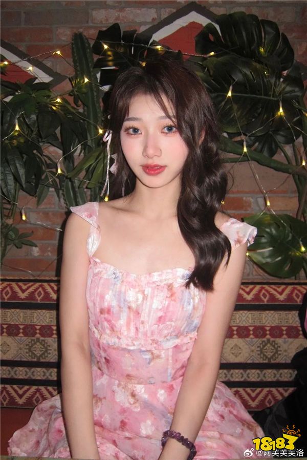 【LPL老婆】余霜对不起，这一次我选择甜美可爱的阿芙！