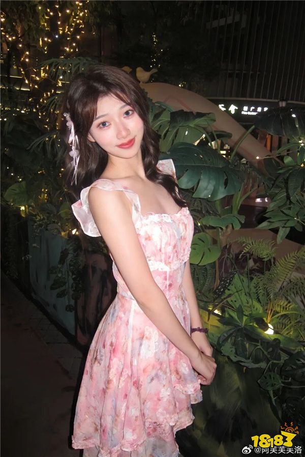 【LPL老婆】余霜对不起，这一次我选择甜美可爱的阿芙！