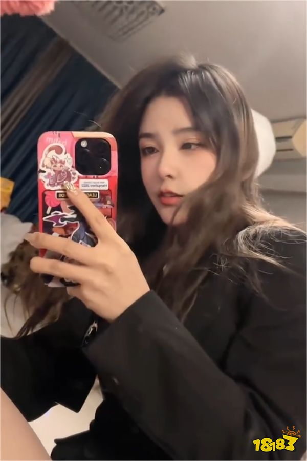 Rita巴黎世家黑丝版?绝美的Rita为什么没有人追?