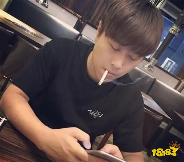 曾经的人气主播55开卢本伟目前已解封？前女友UU转型成功赚得盆满钵满？