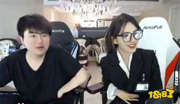 Rita终于来到姿态庄园！姿态艾希被网友吐槽：你玩的肉装心之钢寒冰？