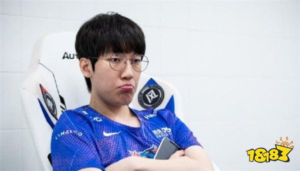 Tarzan韩服成绩登顶第一 疑似为回归赛场做准备