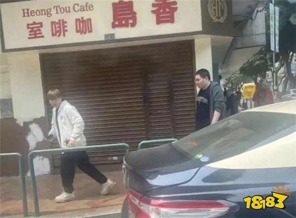 遇到事情先跑为妙？“PDD”跑路和五五开在世界各地旅游？