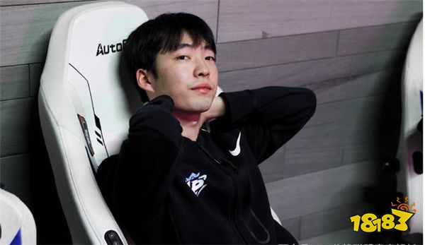 Cryin沦为纯混子，五局混四局？致命失误导致iG让二追三失败？