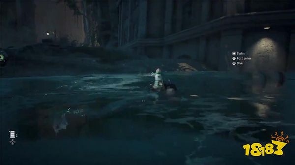 《星刃》女主游泳视频展示：在水里动作流畅自然