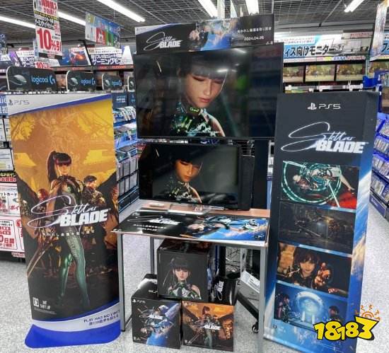 来势汹汹！《星刃》发售在即：日本游戏店已挂满女主海报