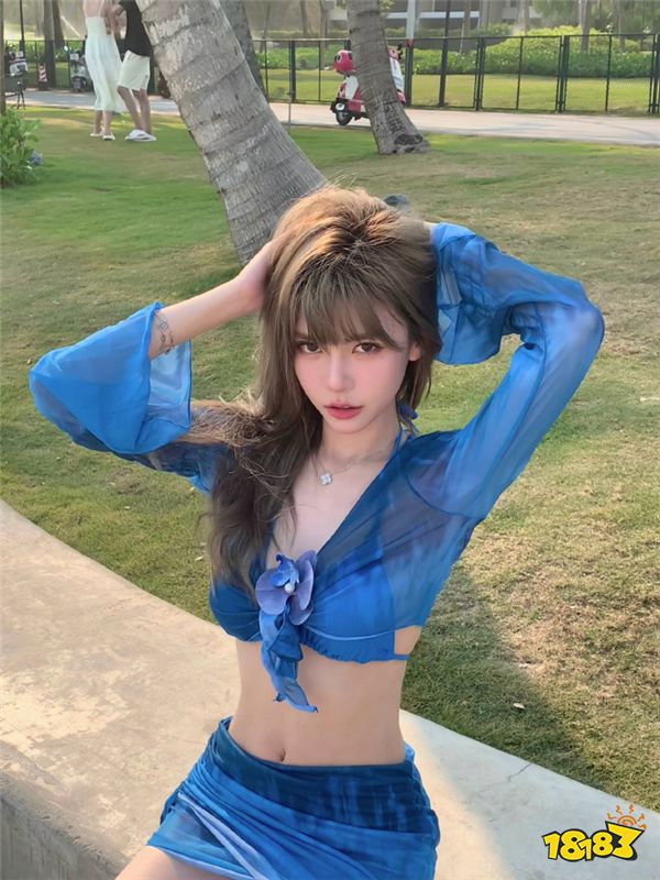 周淑怡又开始疯狂整活吸引热度？穿比基尼狂秀身材自称美人鱼！