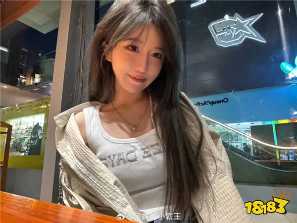 游戏主播呆妹儿放飞自我巅覆往日形象?清凉着装引来超管封禁!