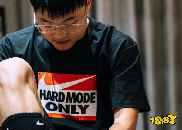 你是谁，那个小胖子藏哪去了？Uzi减肥成果惊人，宣布挑战巴黎马拉松