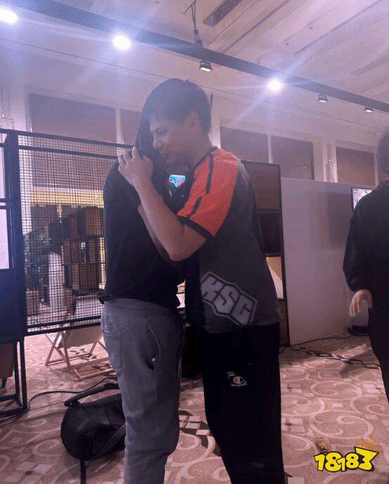 从6名日本选手中杀出！国手“小孩”曾卓君夺得《街霸6》沙特杯冠军