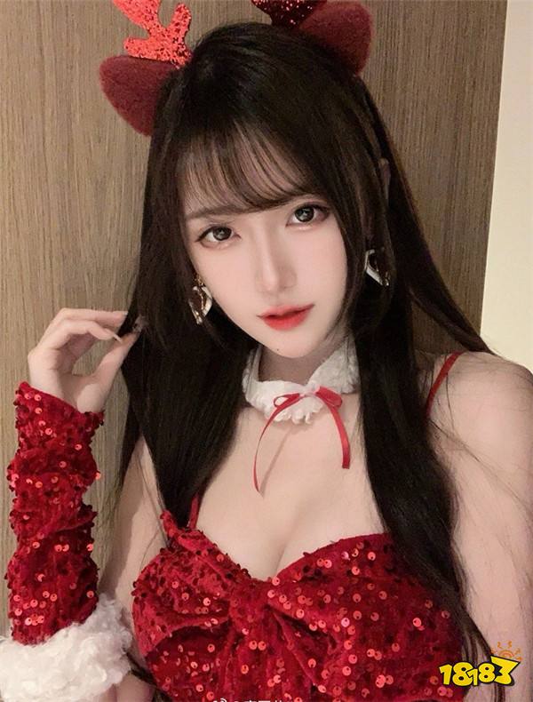 美女游戏主播腐团儿惊现大尺度圣诞照？网友：这身材真是要啥有啥！