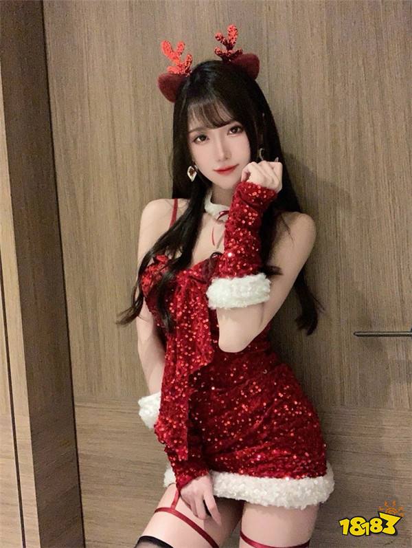 美女游戏主播腐团儿惊现大尺度圣诞照？网友：这身材真是要啥有啥！