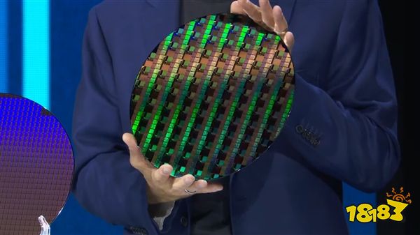 Intel：18A工艺缺陷率非常低 潜在客户正排队