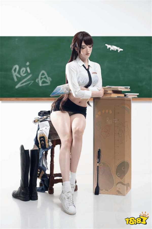 东欧美女COS《妮姬》玛律恰那!外网网友:快来逮捕我吧警官!