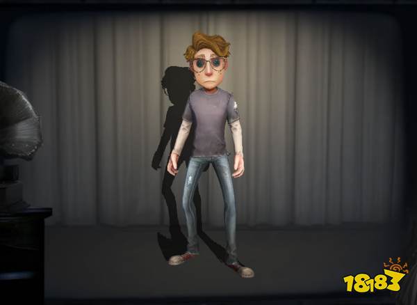 《第五人格》幸运儿角色初始时装皮肤截图