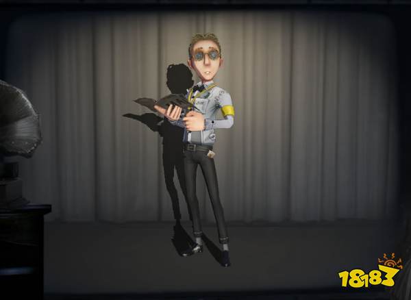 《第五人格》律师角色胜负手皮肤截图