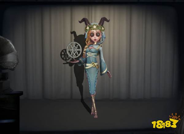 《第五人格》祭司角色雅典自由民皮肤截图