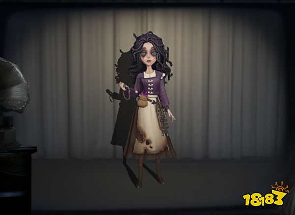 《第五人格》心理学家角色水晶女巫皮肤截图