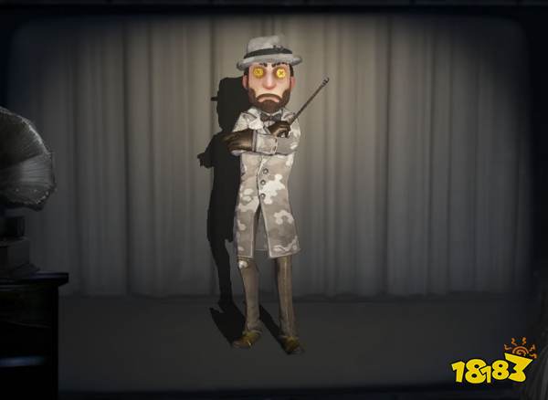 《第五人格》魔术师角色银白科技皮肤截图