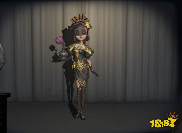 《第五人格》调香师角色贵族之礼皮肤截图