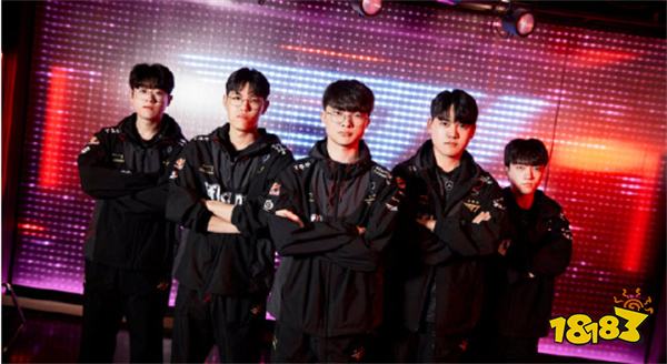 惜败!英雄联盟S14总决赛BLG战队2:3不敌T1,T1成功卫冕冠军!