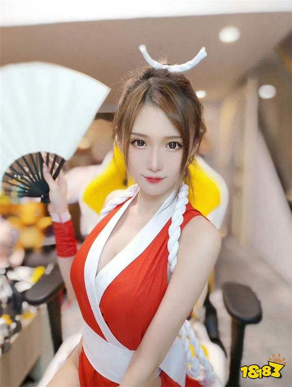 腐团儿COS不知火舞和春丽!绝无仅有的超大尺度,让网友直呼过瘾!