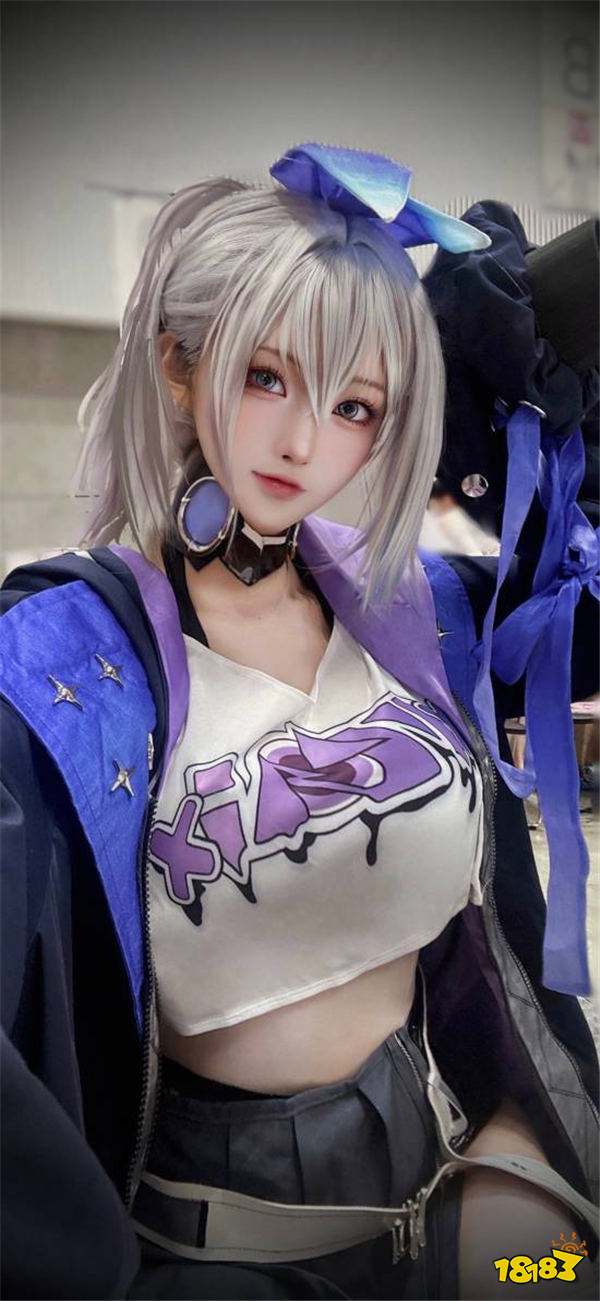 日本软萌妹子COS米哈游角色赏！网友：日本也学韩国开始用科技了？