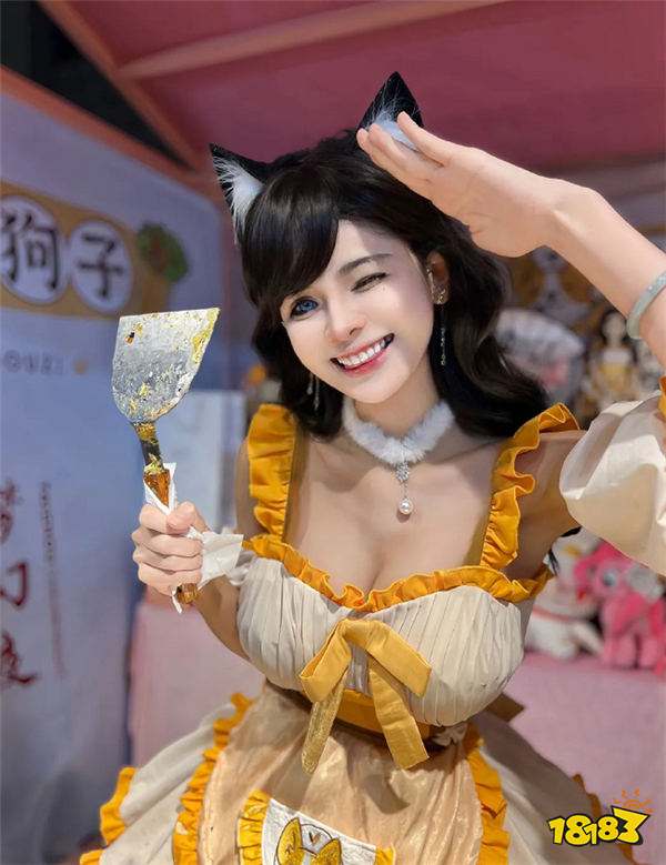 萝莉 狗头萝莉立卖惨人设引发网友众议！新摊位宁愿坐11小时绿皮火车，不坐高铁！_18183.com
