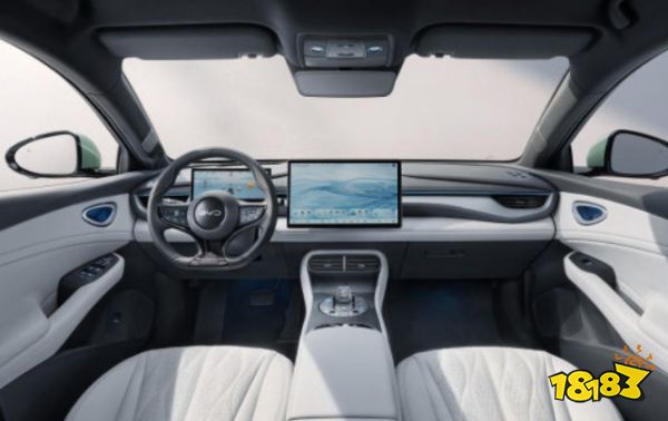 重生之在三亚看两个国产之光的融合