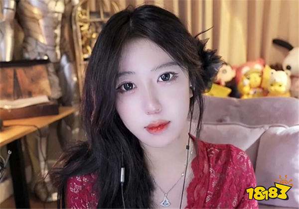 呆妹儿由游戏主播转变为助眠主播!发出的声音像猪叫,让网友直呼想穿过屏幕打你!