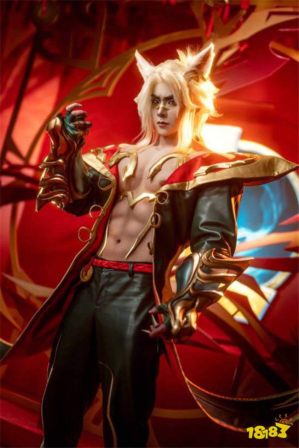 《英雄联盟》官方分享新春Coser：旗袍御姐又美又飒，美到心尖尖上了！