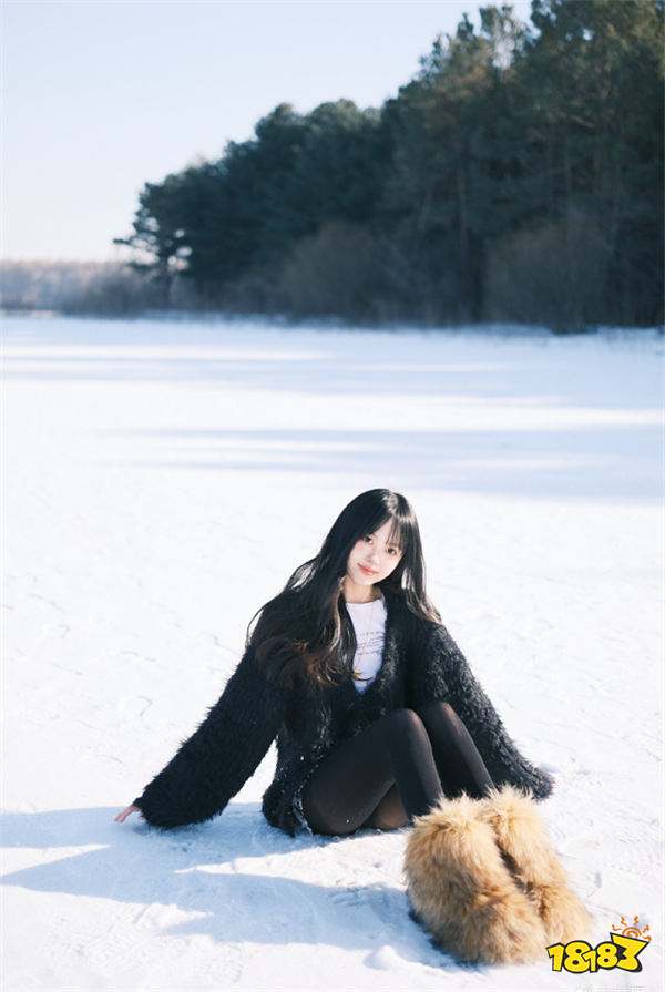 电竞圈突发:GALA与学霸女友分手引热议,职业赛场能否迎来“无牵挂”巅峰?