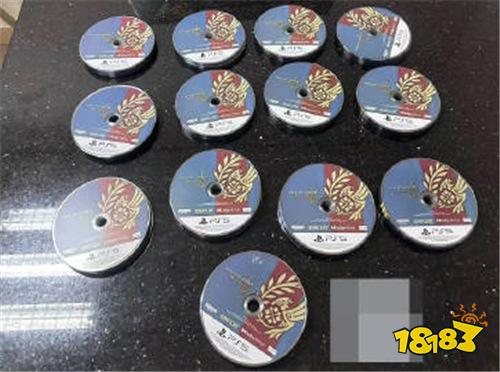 港珠澳大桥海关查获女子绑藏156张《怪物猎人荒野》游戏光盘