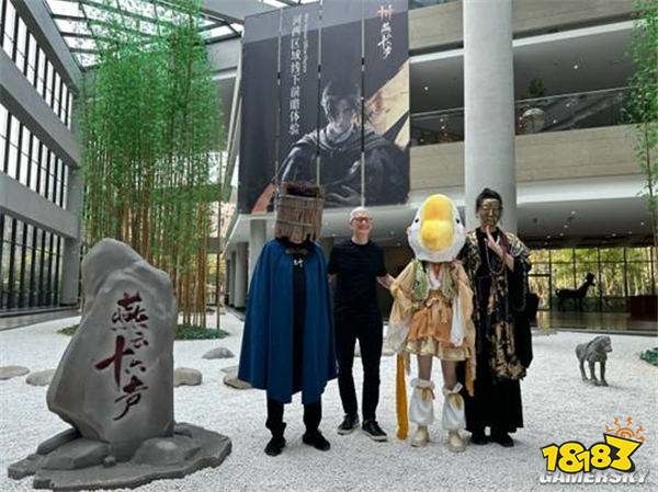 苹果总裁库克现身中国与网易CEO丁磊与见面!大赞《燕云十六声》河西版本!