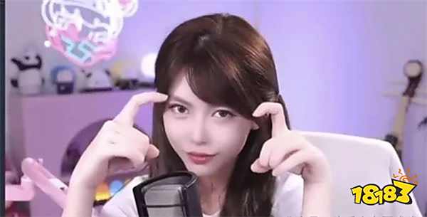 想要放飞自我？网友询问周淑怡什么时候去外网发展？外网更适合擦边？！