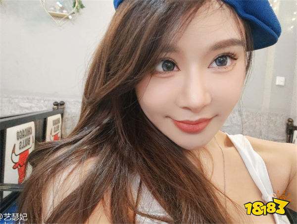 美女主播扬言不想自己出名？！害怕自己的私人定制视频被曝光！