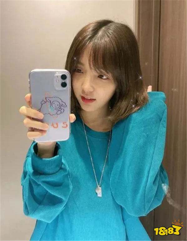 远古游戏一姐小米粥突然回归！10分钟直播冲上热搜第二？！