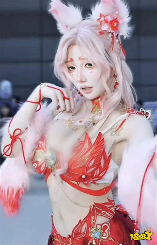 著名女主播Cos《永劫無間》狐貍！卻遭網(wǎng)友吐槽：線下是真的丑？！