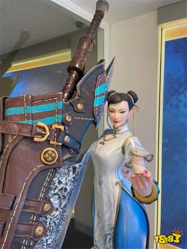 卡普空官宣《怪物獵人》與《街頭霸王6》聯動新預告片明日公開！網友：擱這擠牙膏呢！