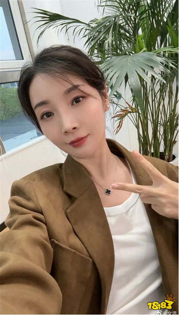 著名游戲女主播花千萬購置北京豪宅！因裝修問題直言想和老公離婚？！