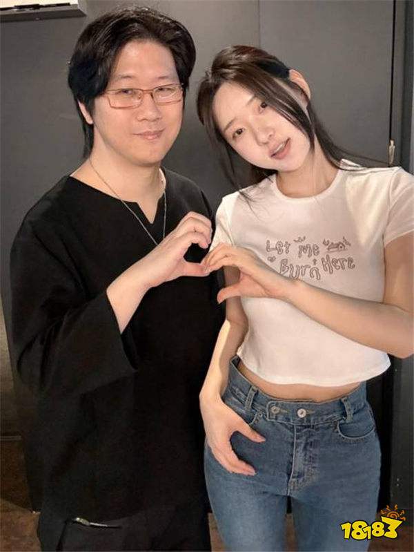 美女與野獸！《劍星》美女體模曬與金亨泰比心貼貼親密合照？！