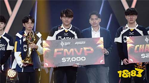 《传说对决》APL 2025总决赛：FW闪电狼让二追四夺冠!