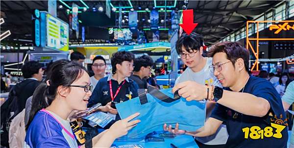 潜水员戴夫现身ChinaJoy，制作人黄载皓入驻微博