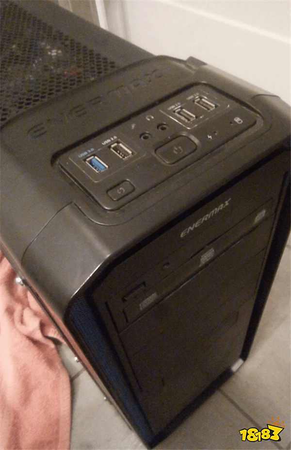 高檔公寓垃圾房撿出GTX1080+i7神機：比用12年的舊主機強10倍，裝塊硬盤直接爽玩！