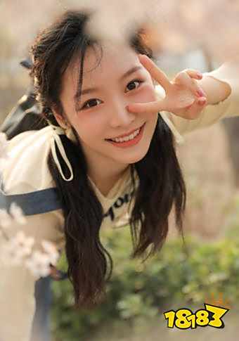 ai聊天软件没有屏蔽词免费 无限制的美女直播聊天平台