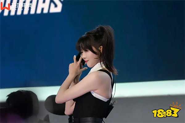 駱歆雙馬尾唱《哈吉米之歌》遭網(wǎng)友吐槽？網(wǎng)友評價都快40多歲的人還裝嫩！